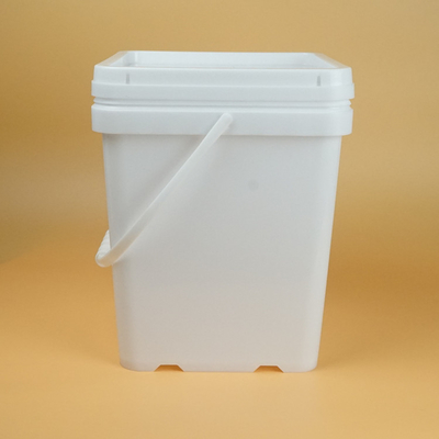 cubo cuadrado del envase de plástico de la categoría alimenticia 16.5L con la tapa y la manija