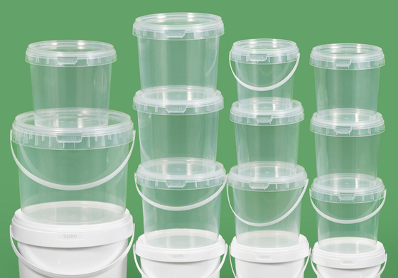 Cubo plástico transparente superficial liso para el helado