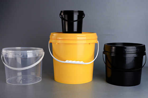 Cubo circular de plástico duradero con tecnología de serigrafía