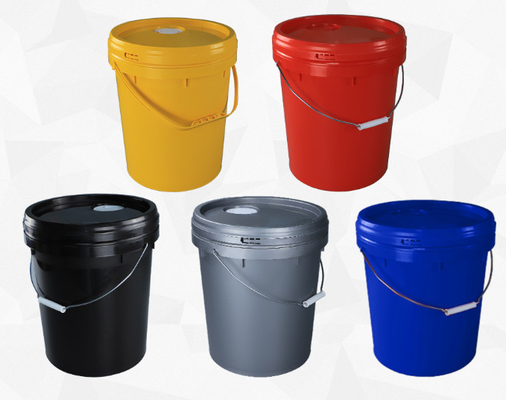 Baldes de plástico de 5 galones con tapa y capacidad de 20 litros para soluciones de almacenamiento de agua