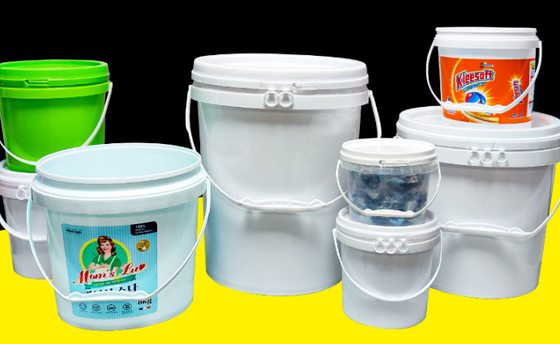 Contenedor de calidad alimentaria apilable para almacenamiento seguro de alimentos