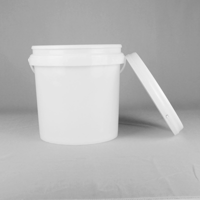 Cubo plástico 10L aprobado por la FDA de la pintura de la manija de la tapa
