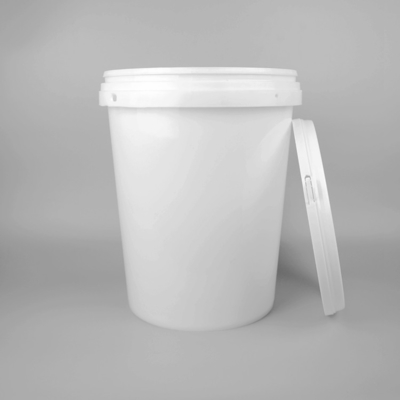 Cubo blanco de la pintura del plástico del polipropileno de 4 galones con la tapa