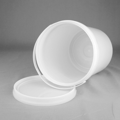 Cubo de la categoría alimenticia con la tapa y manejar el envase de comida libre de BPA
