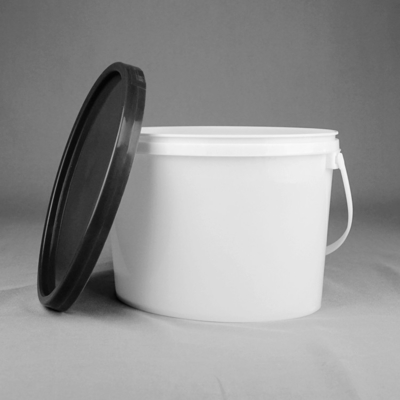 el cubo oval del envase de plástico 5.5L modificó para requisitos particulares con un tirón de la tapa y de la mano